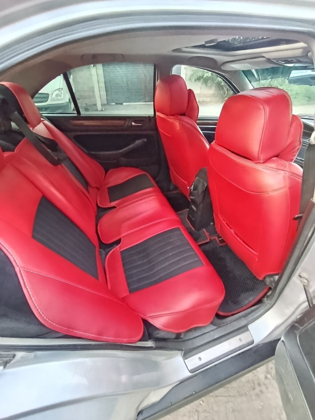 Honda Accord: 2001 г., Механика, Бензин, Седан: фото 6