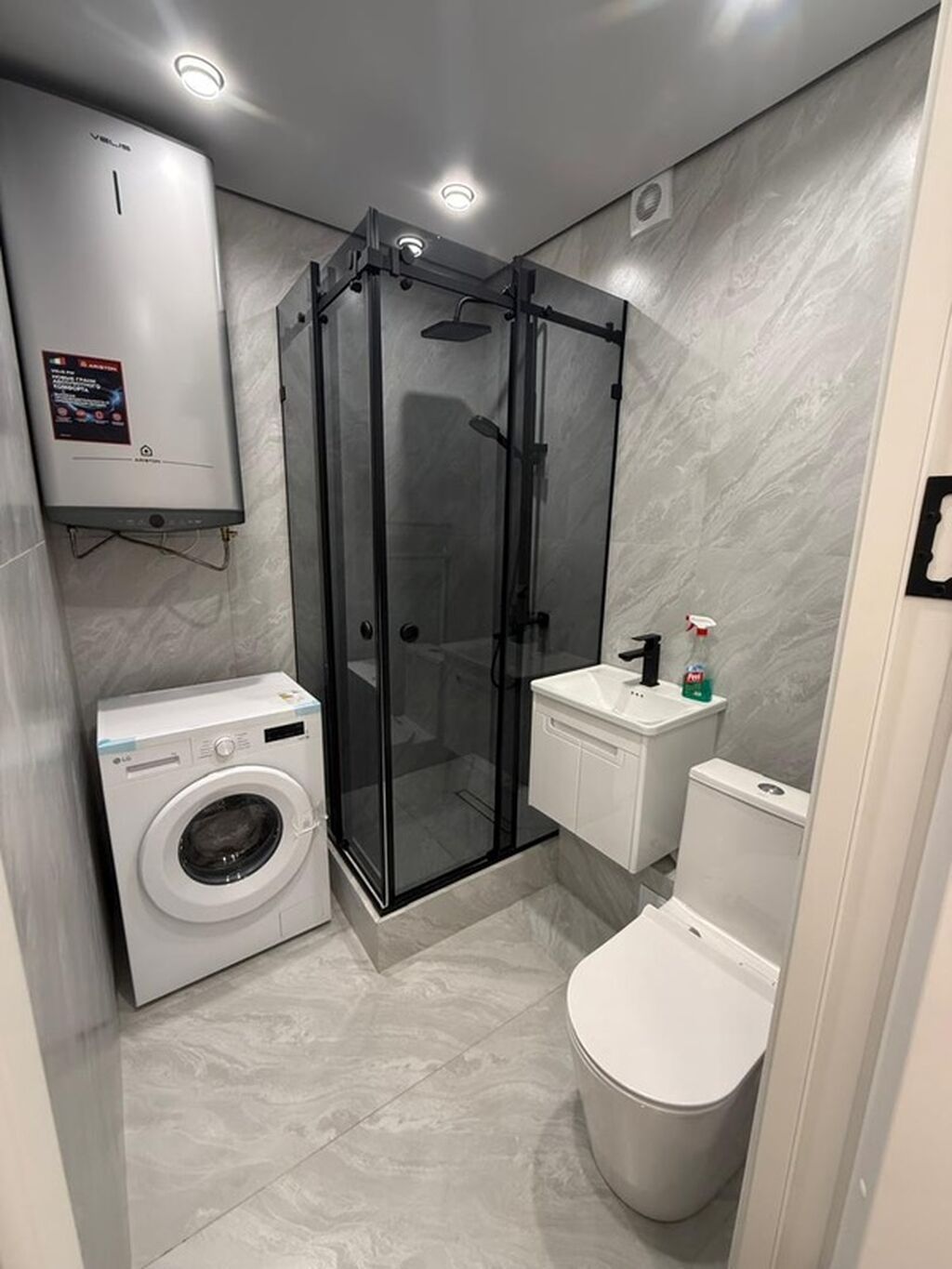 1 комната, 8 мкр Собственник, Семейным: фото 5