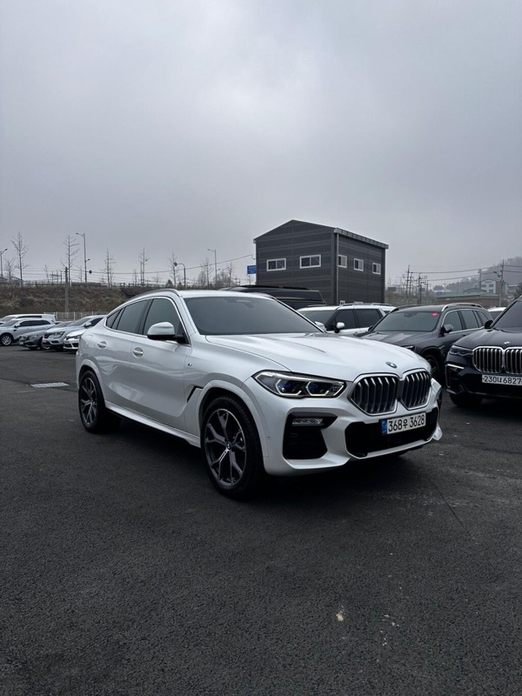 BMW X6: 2021 г., Автомат, Кроссовер: фото 4