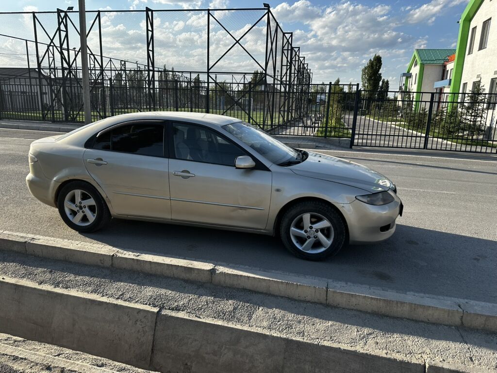 Mazda 6: 2004 г., Механика, Седан — фото 3