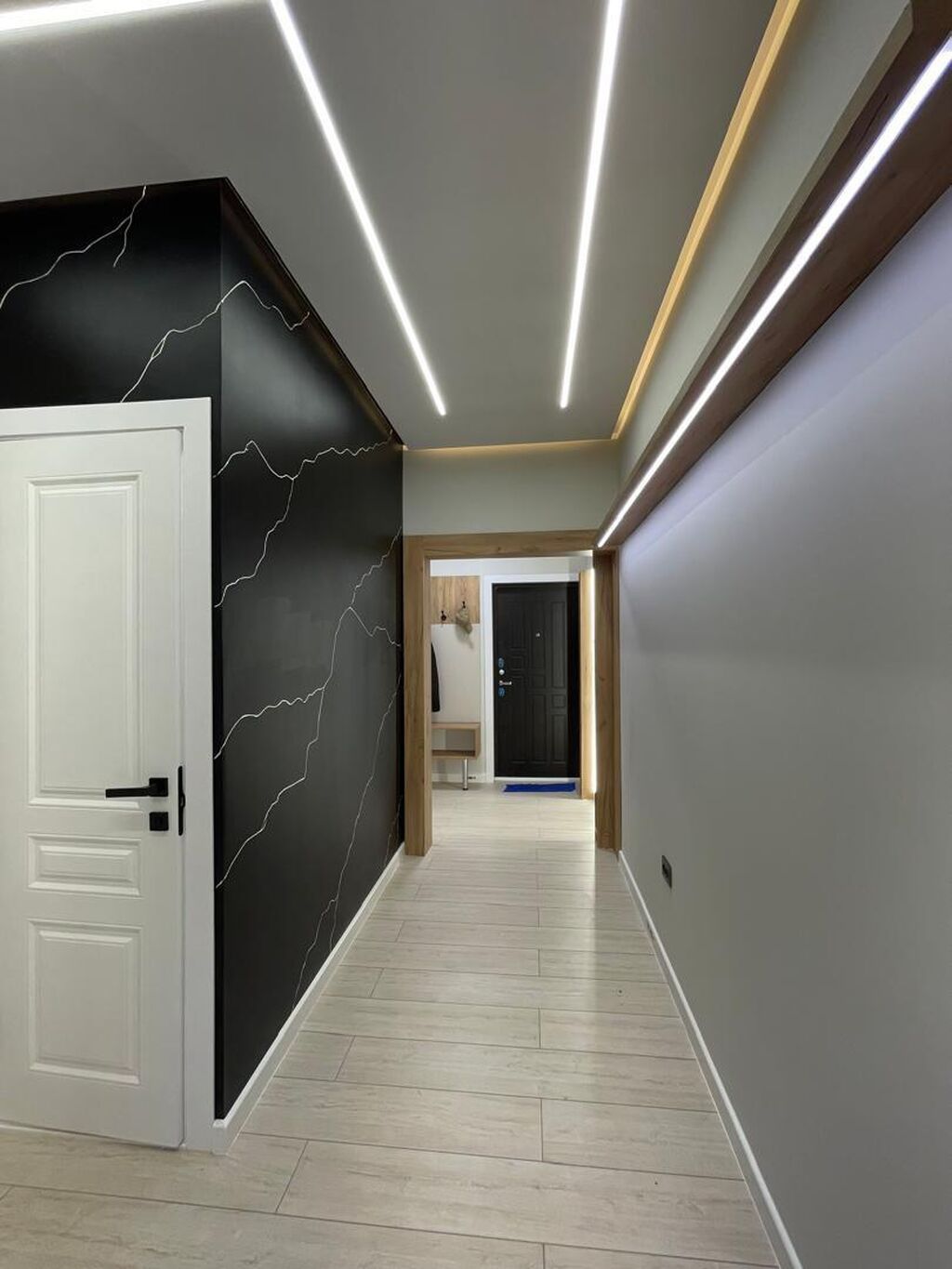 3 комнаты, 83 м², 108 серия, Технопарк 108 серия, 2 этаж, Дизайнерский ремонт: фото 1