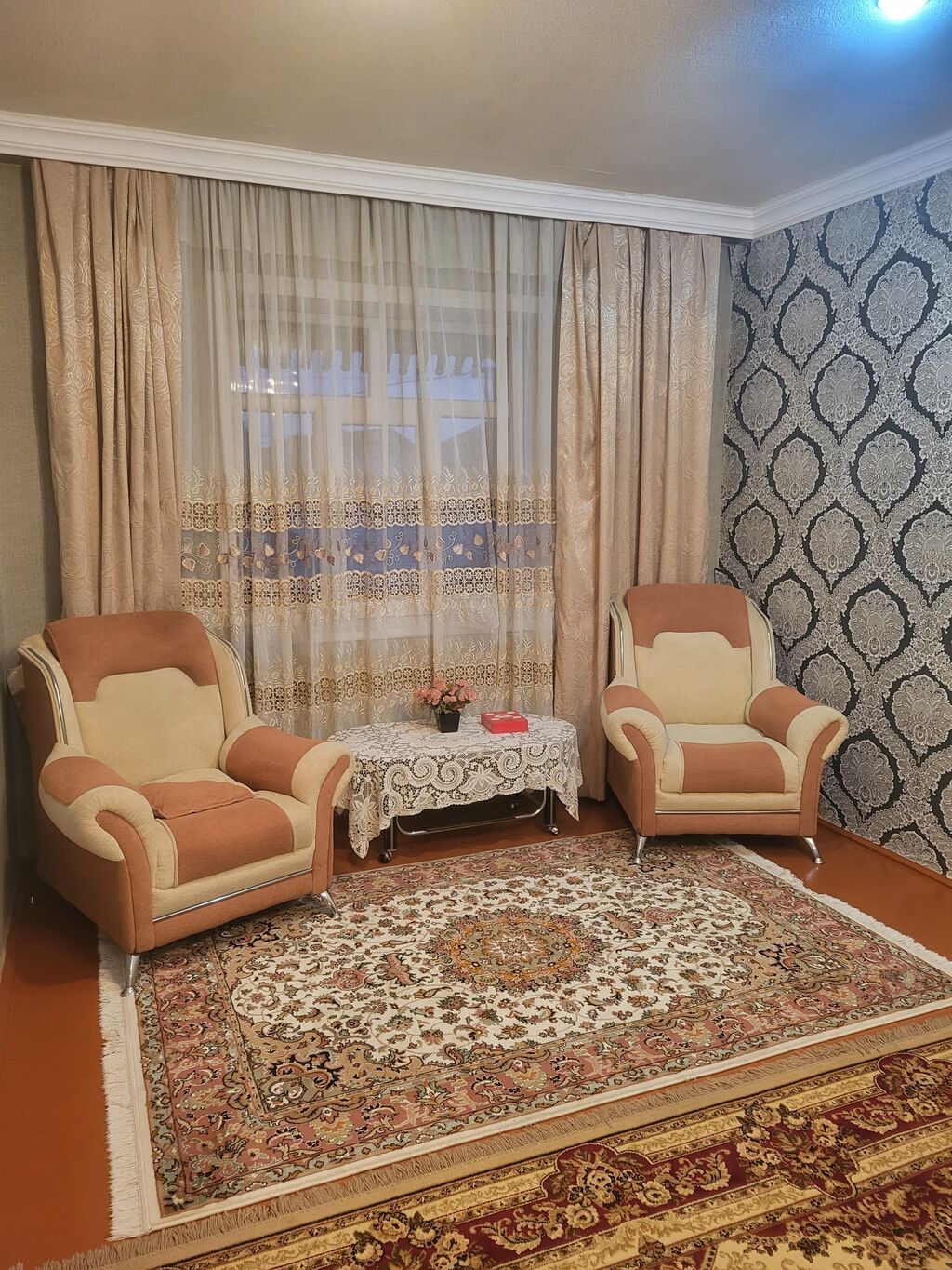 8 otaq, 7 kv. m, Orta təmir