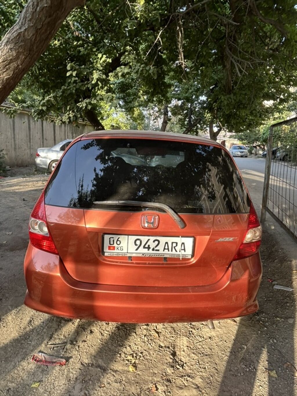 Honda Jazz: 2007 г., 1.4 л, Автомат, Бензин, Хэтчбэк: фото 3