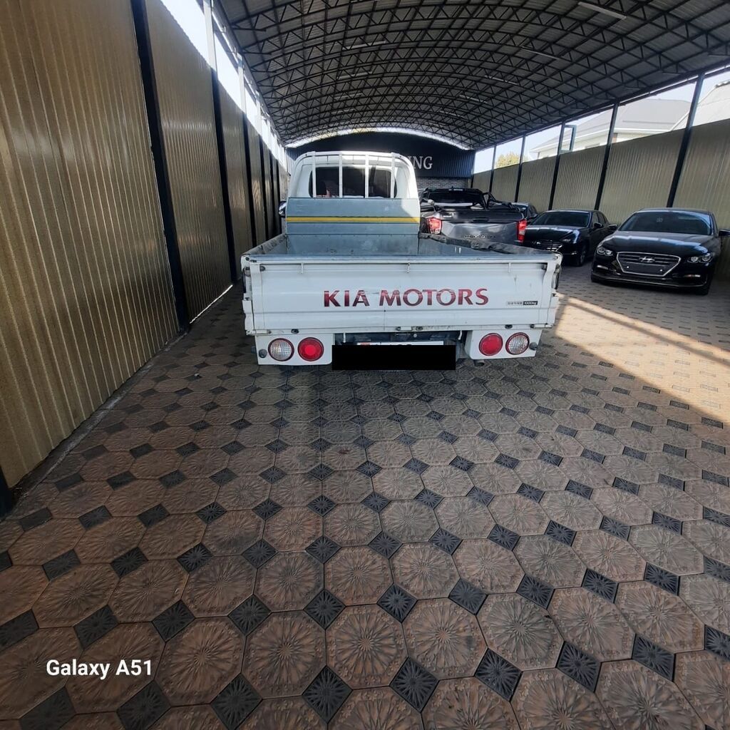 Продаю Kia Bongo III 2019 год Длинный борт, 1,5 тонна Пробег: 97,509: фото 8