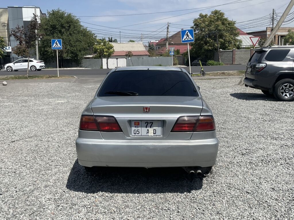 Honda Accord: 2000 г., 2 л, Автомат, Бензин, Седан: фото 4