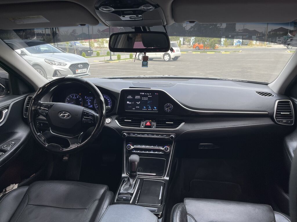 Hyundai Grandeur: 2019 г., 3 л, Автомат, Газ: фото 5