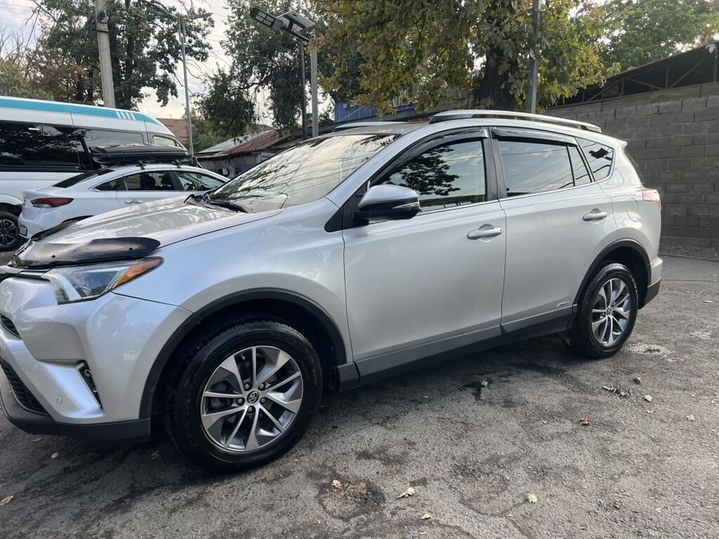 Toyota RAV4: 2016 г., 2.5 л, Вариатор, Гибрид, Кроссовер: фото 6