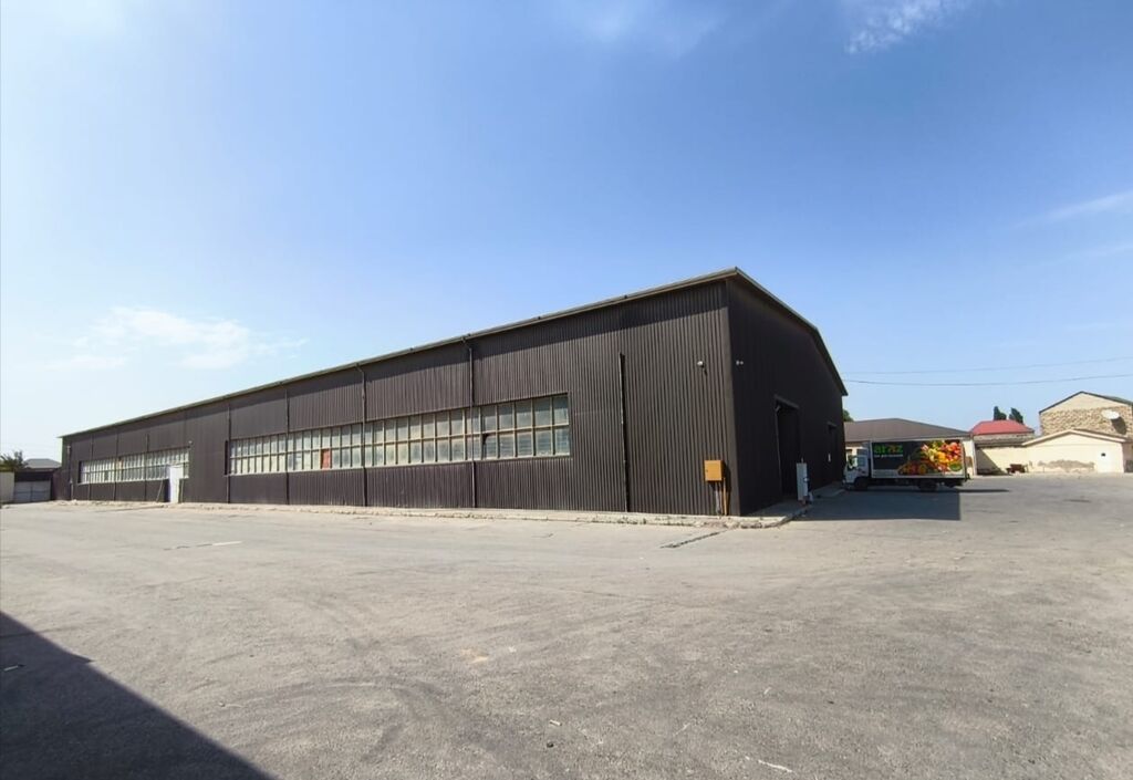 İcarəyə anbar sahəsi 1450 kvm,hundurluk 6.5 m, 2 mərtəbə Ofis binasi