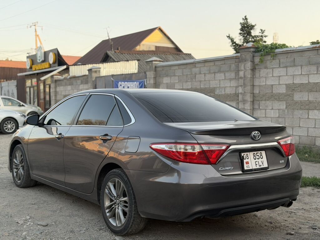 Toyota Camry: 2016 г., 2.5 л, Автомат, Бензин, Седан: фото 5