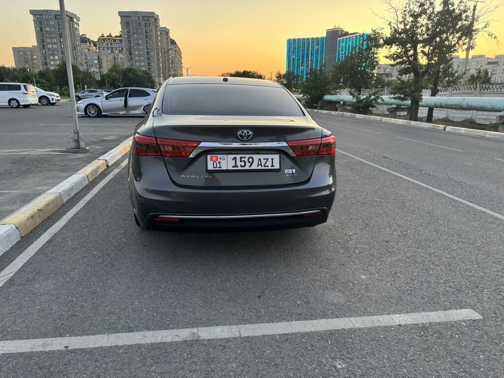 Toyota Avalon Hybrid 2013, седан, 2.5 л: фото 4
