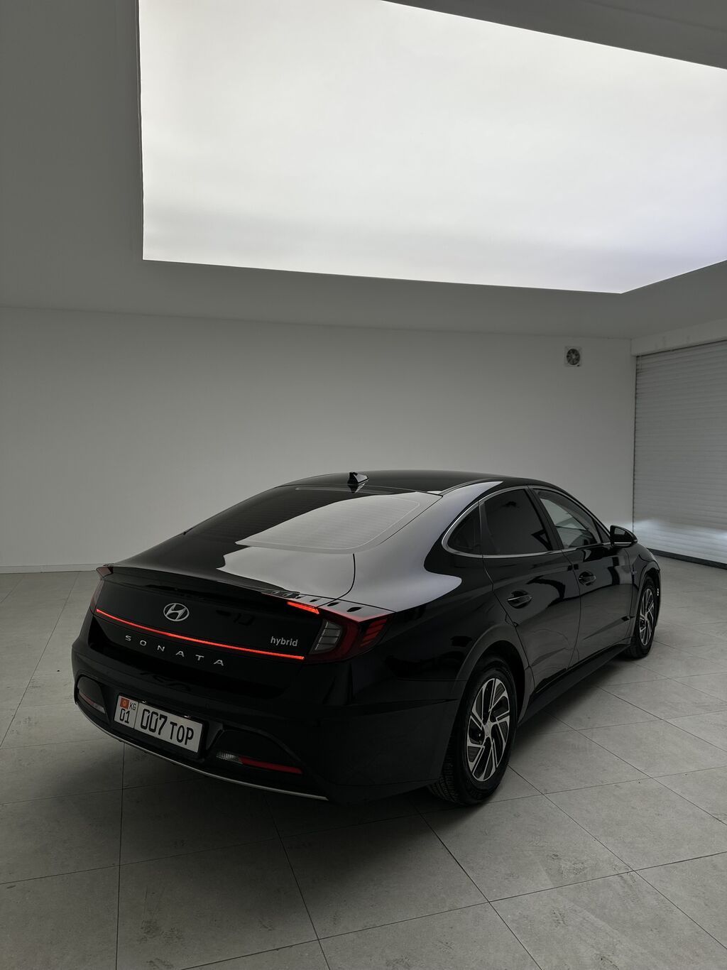 Hyundai Sonata: 2020 г., 2 л, Автомат, Гибрид, Седан: фото 2