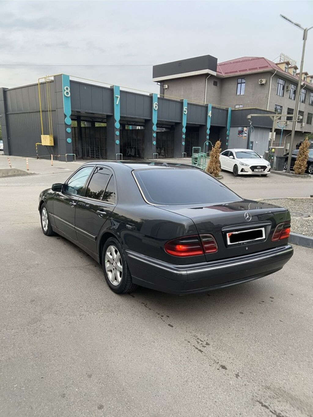 Mercedes-Benz E-Class: 2000 г., 2.7 л, Автомат, Дизель, Седан: фото 4