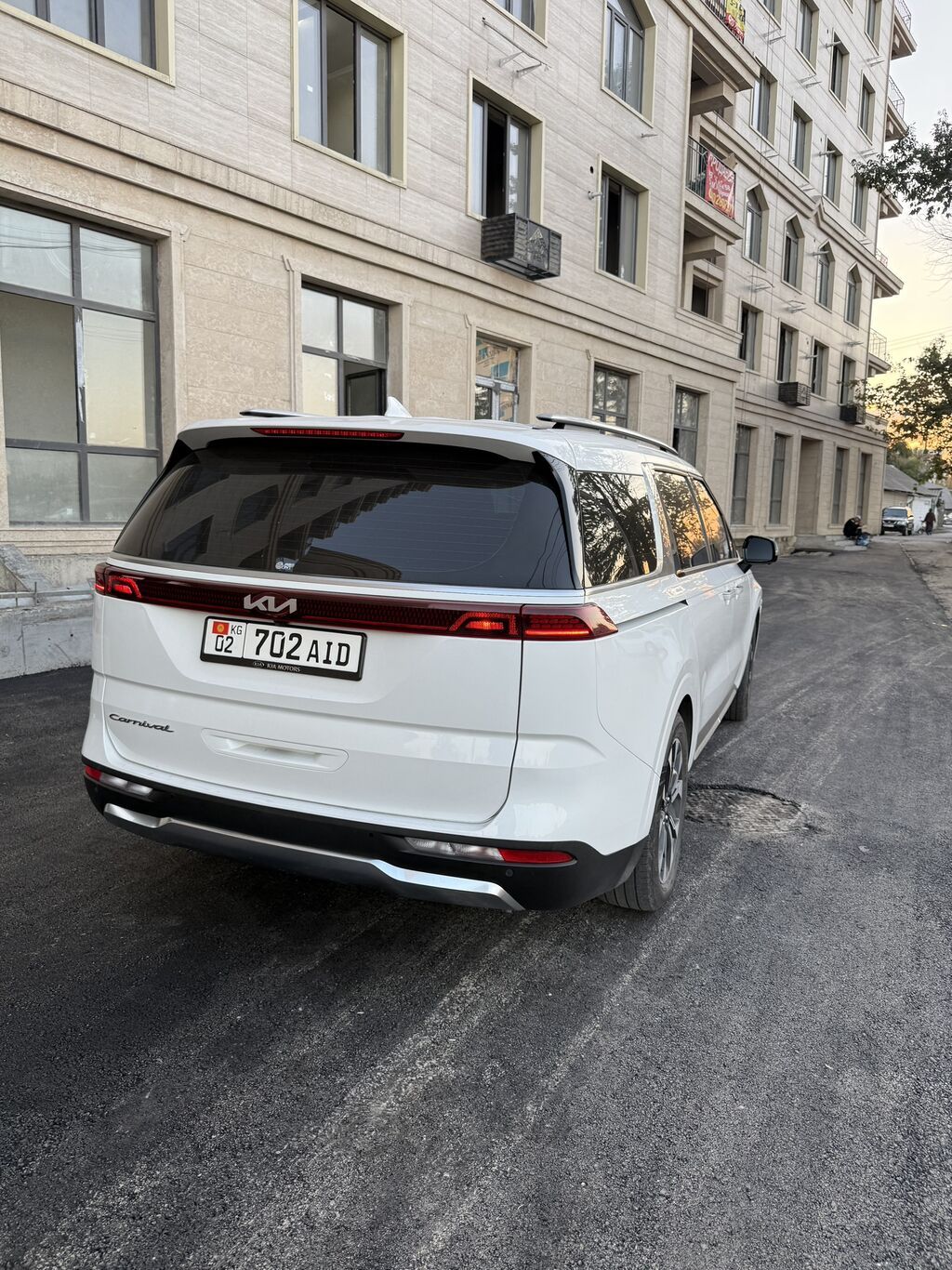 Kia Carnival: 2021 г., 2.2 л, Автомат, Дизель, Минивэн: фото 3