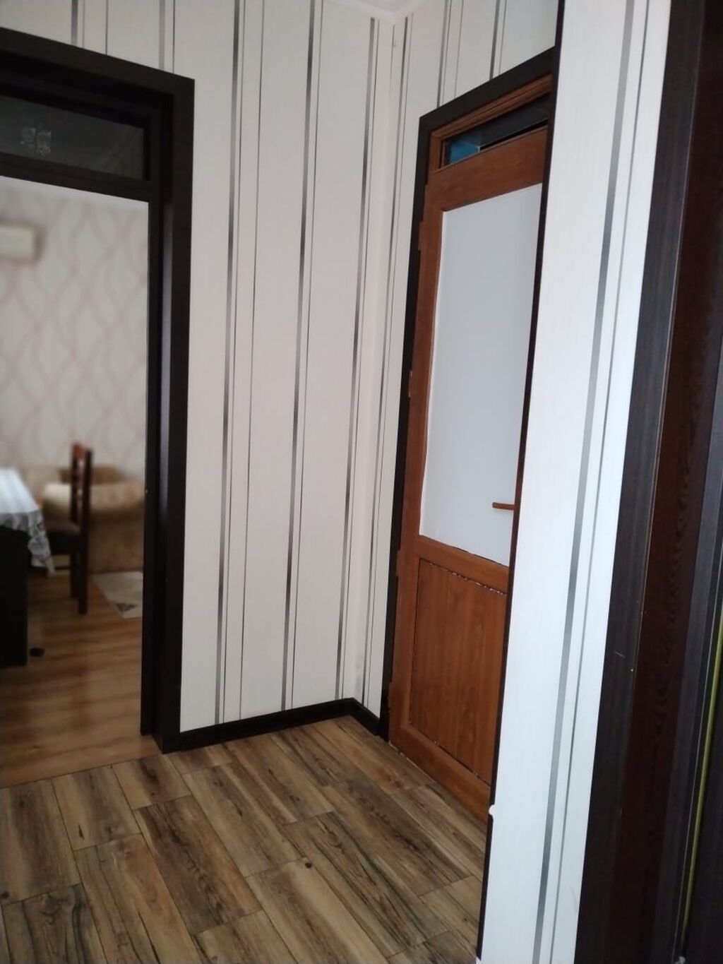 60 kv. m, 2 otaqlı, Kombi, Qaz, İşıq