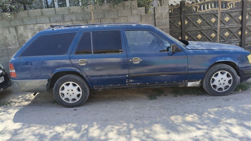 Mercedes-Benz W124: 1989 г., 2.3 л, Механика, Универсал: фото 2