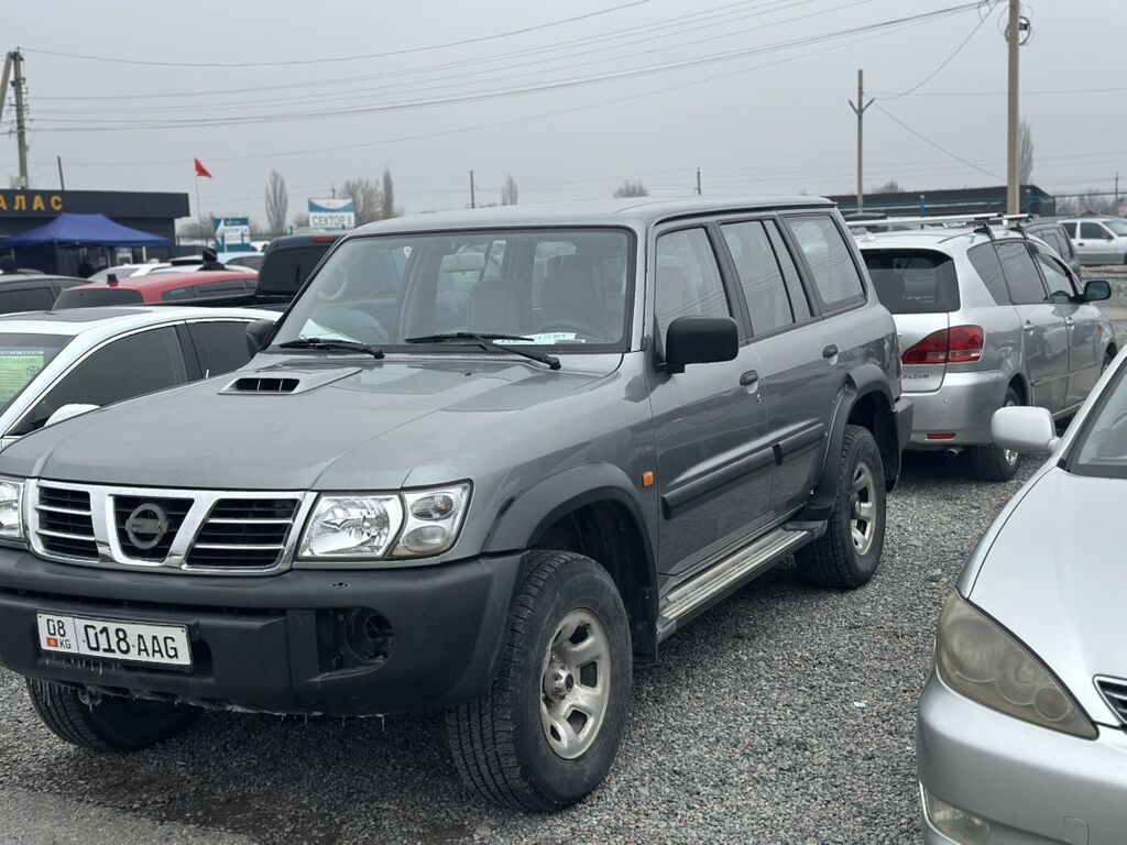 Nissan Patrol: 2003 г., 3 л, Механика, Дизель, Внедорожник: фото 1