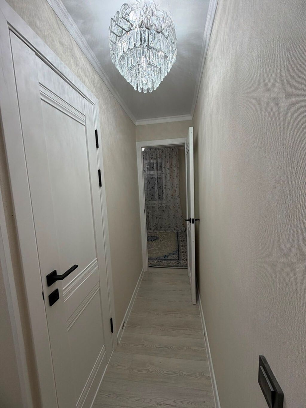 3 комнаты, 60 м², 10 мкр 104 серия, 1 этаж, Евроремонт: фото 6