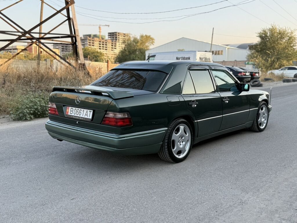 Mercedes-Benz W124: 1992 г., 2 л, Автомат, Бензин, Седан: фото 5