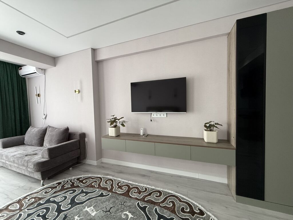 Студия, 44 м², Фрунзе мкр., Элитка, 13 этаж, Дизайнерский ремонт: фото 3