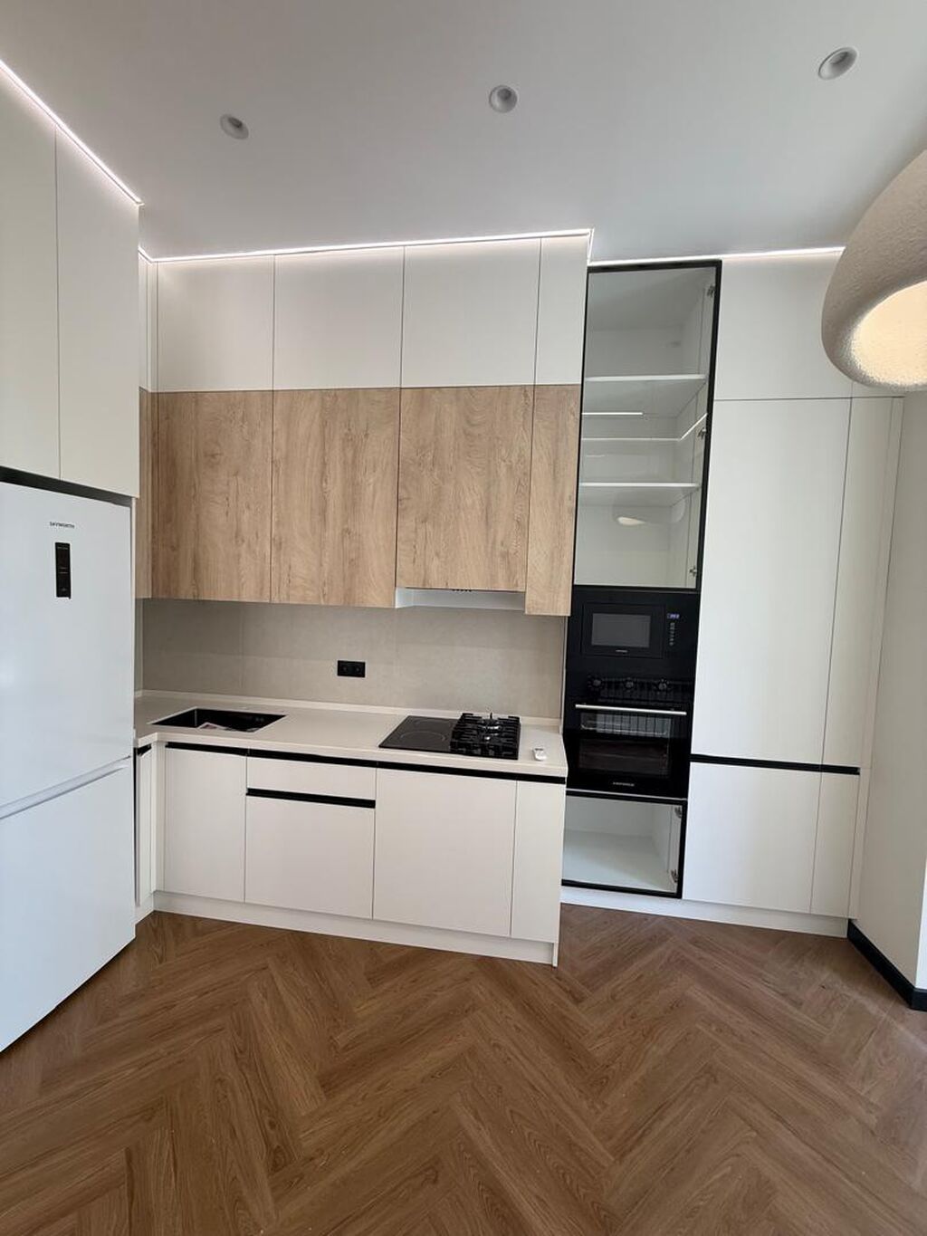 3 комнаты, 122 м², 3 этаж, Евроремонт: фото 2