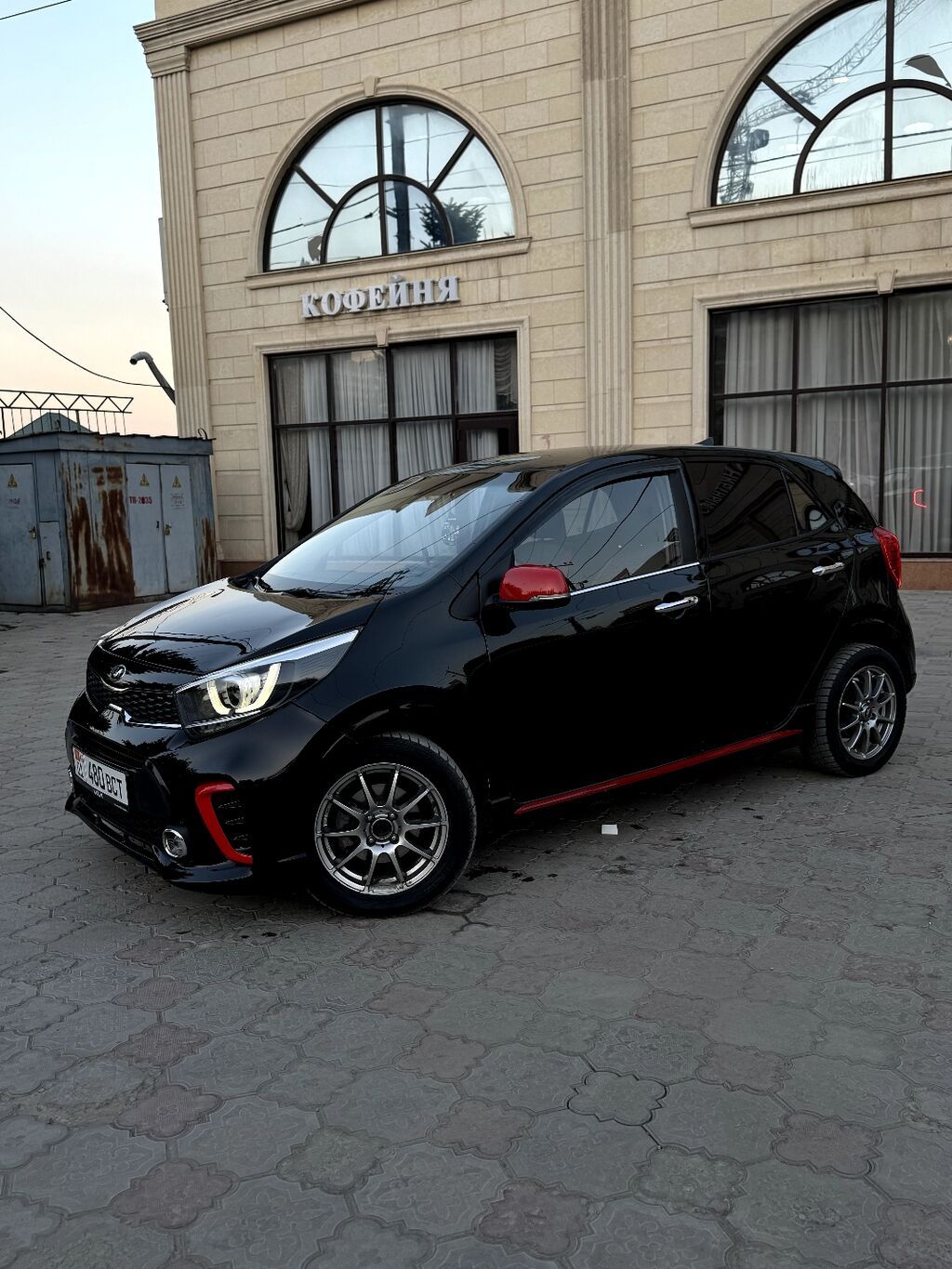 Kia Morning: 2017 г., 1 л, Автомат, Бензин, Хэтчбэк: фото 7