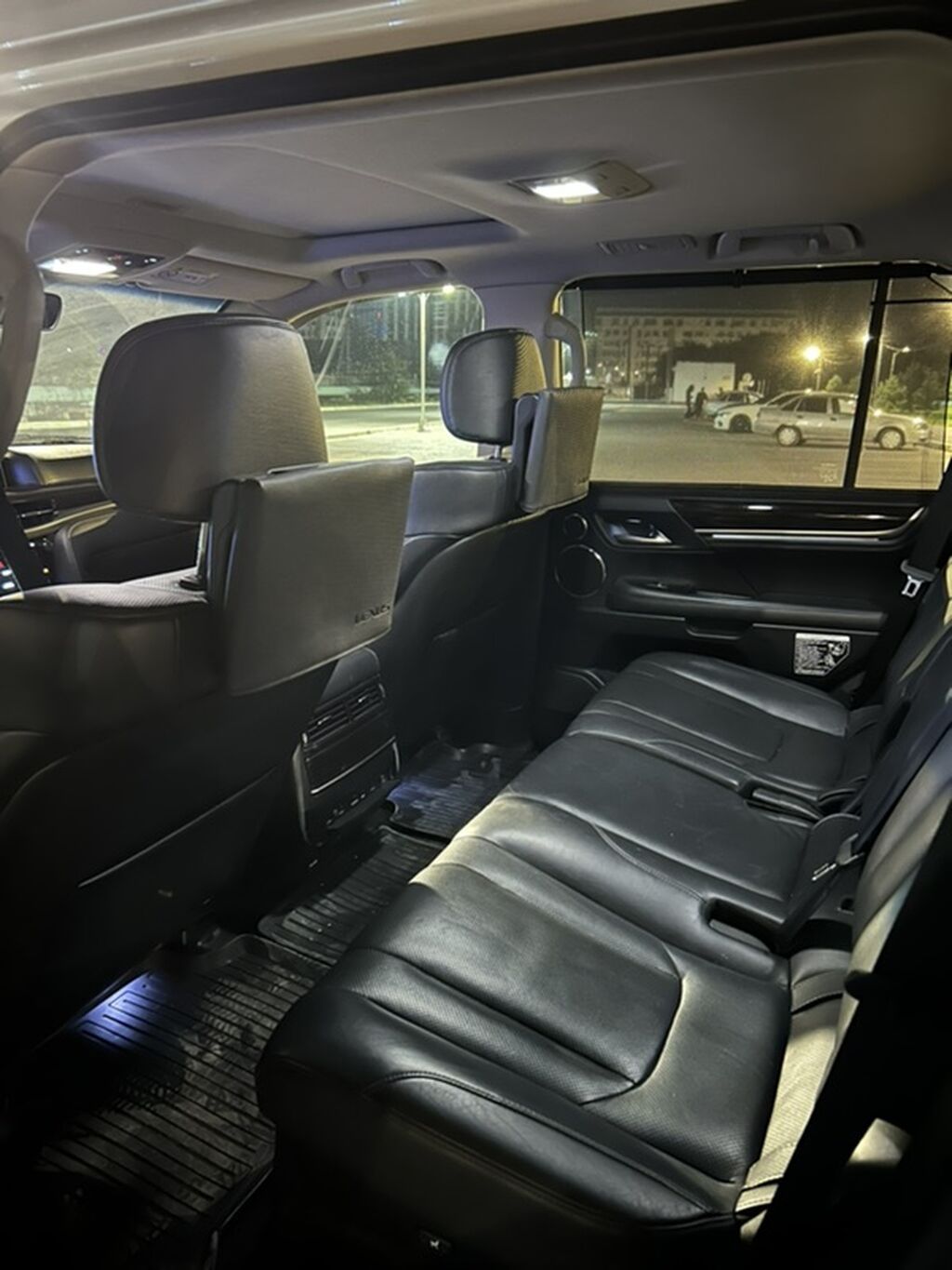 Lexus LX: 2017 г., 5.7 л, Внедорожник: фото 7