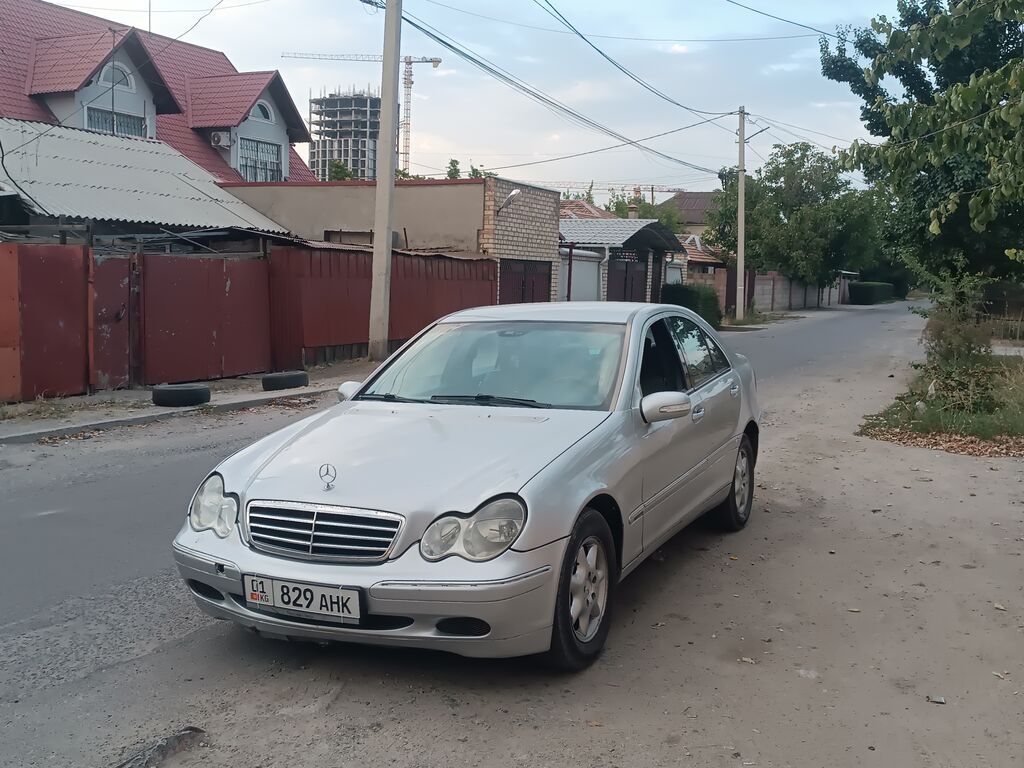 Mercedes-Benz C-Class: 2001 г., 2.2 л, Автомат, Дизель: фото 8