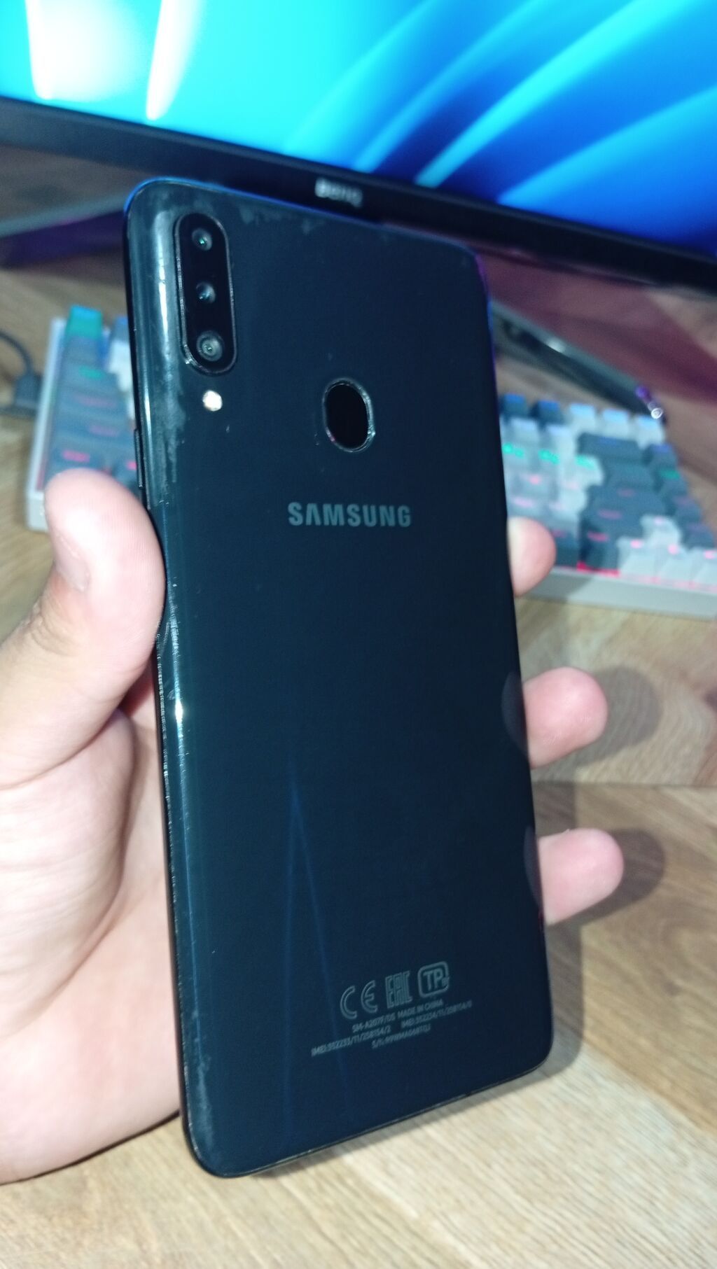 Samsung Galaxy A20s, Б/у, 32 ГБ, цвет - Черный, 2 SIM: фото 4