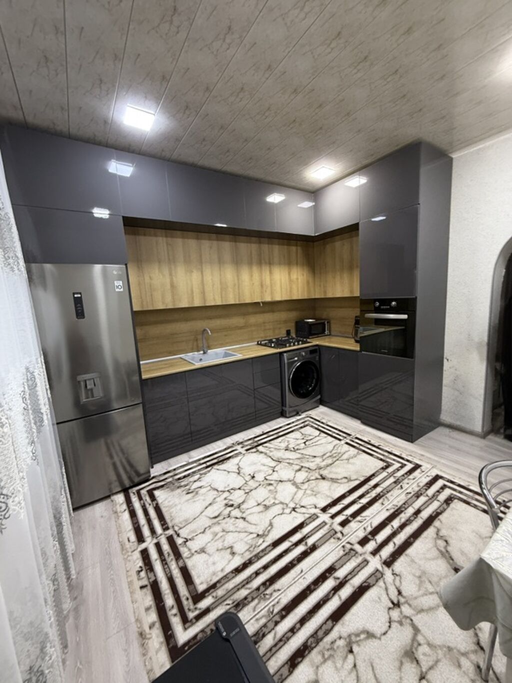 Zığ qəs. 3 otaqlı, 105 kv. m, Orta təmir