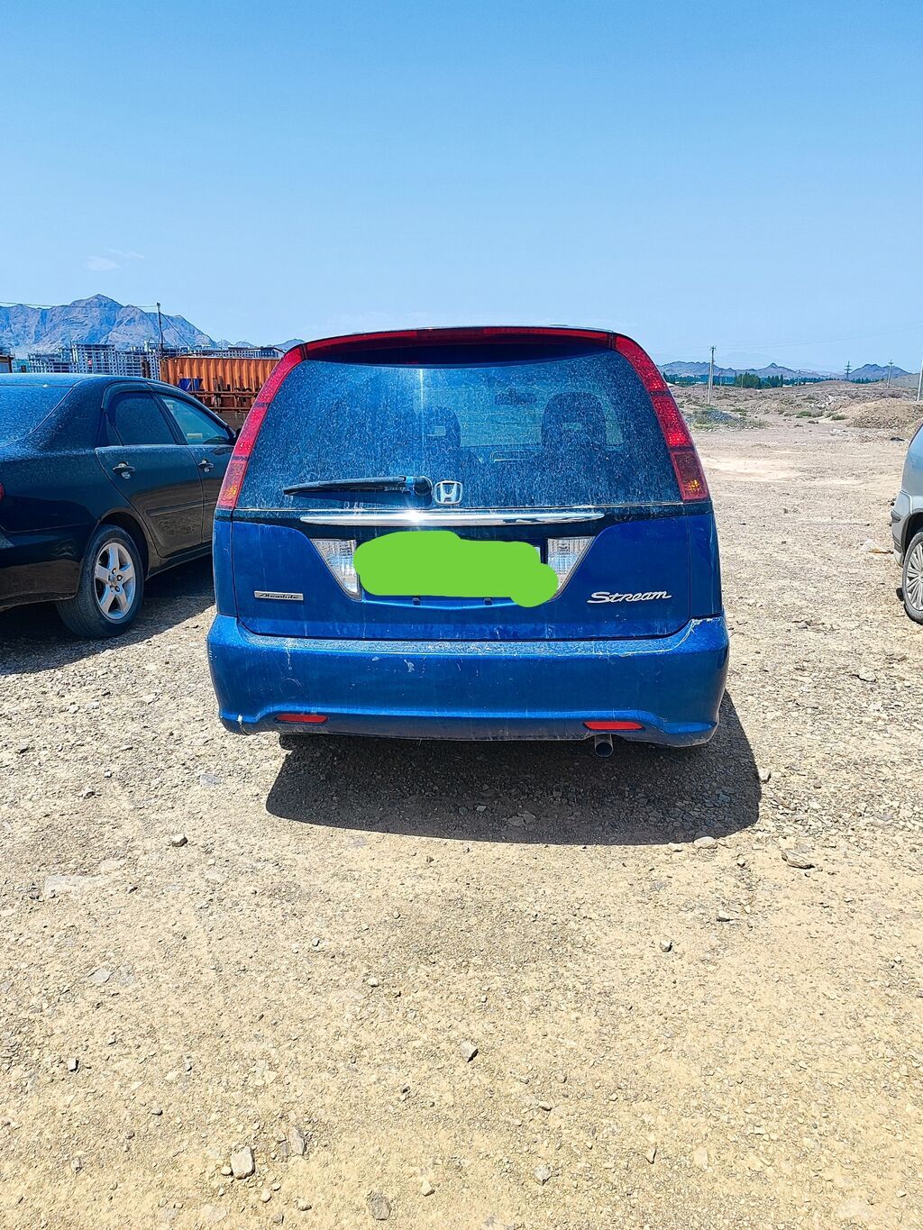 Honda Stream: 2005 г., 1.7 л, Автомат, Бензин, Минивэн: фото 2