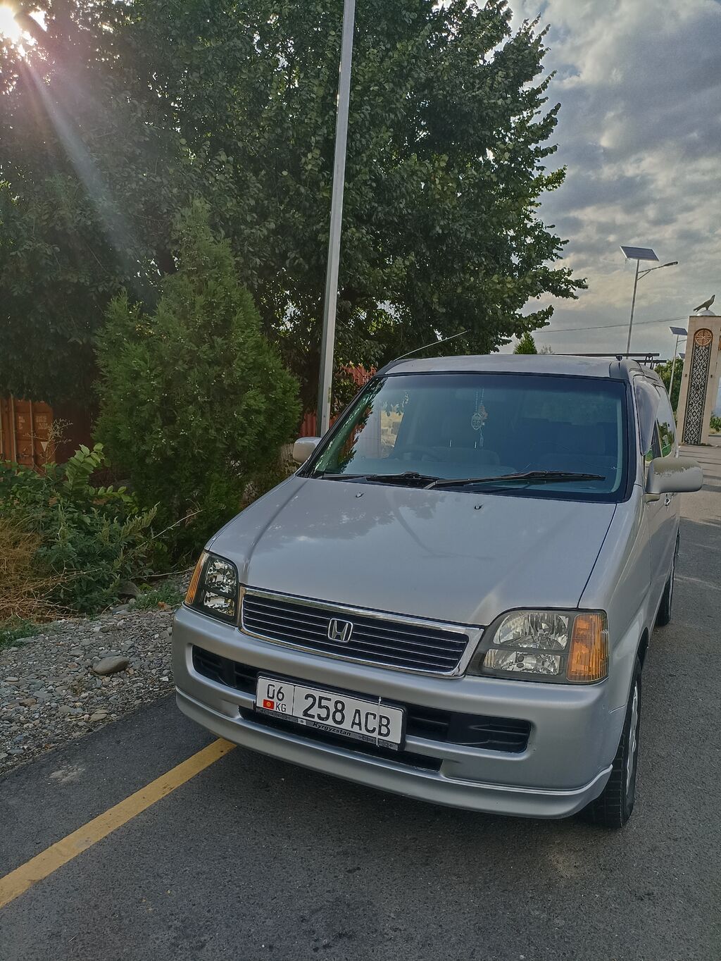 Honda Stepwgn: 2001 г., 2 л, Автомат, Бензин, Минивэн: фото 3