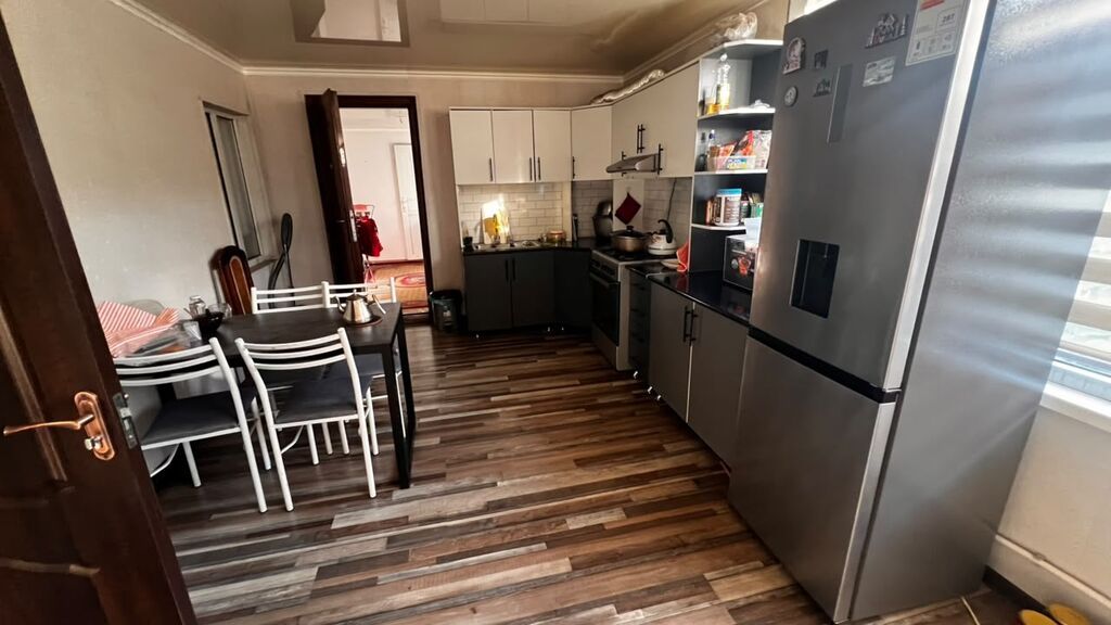 4 комнаты, 278 м², 3 соток, Бишкек, Восток-5 мкр Собственник: фото 7