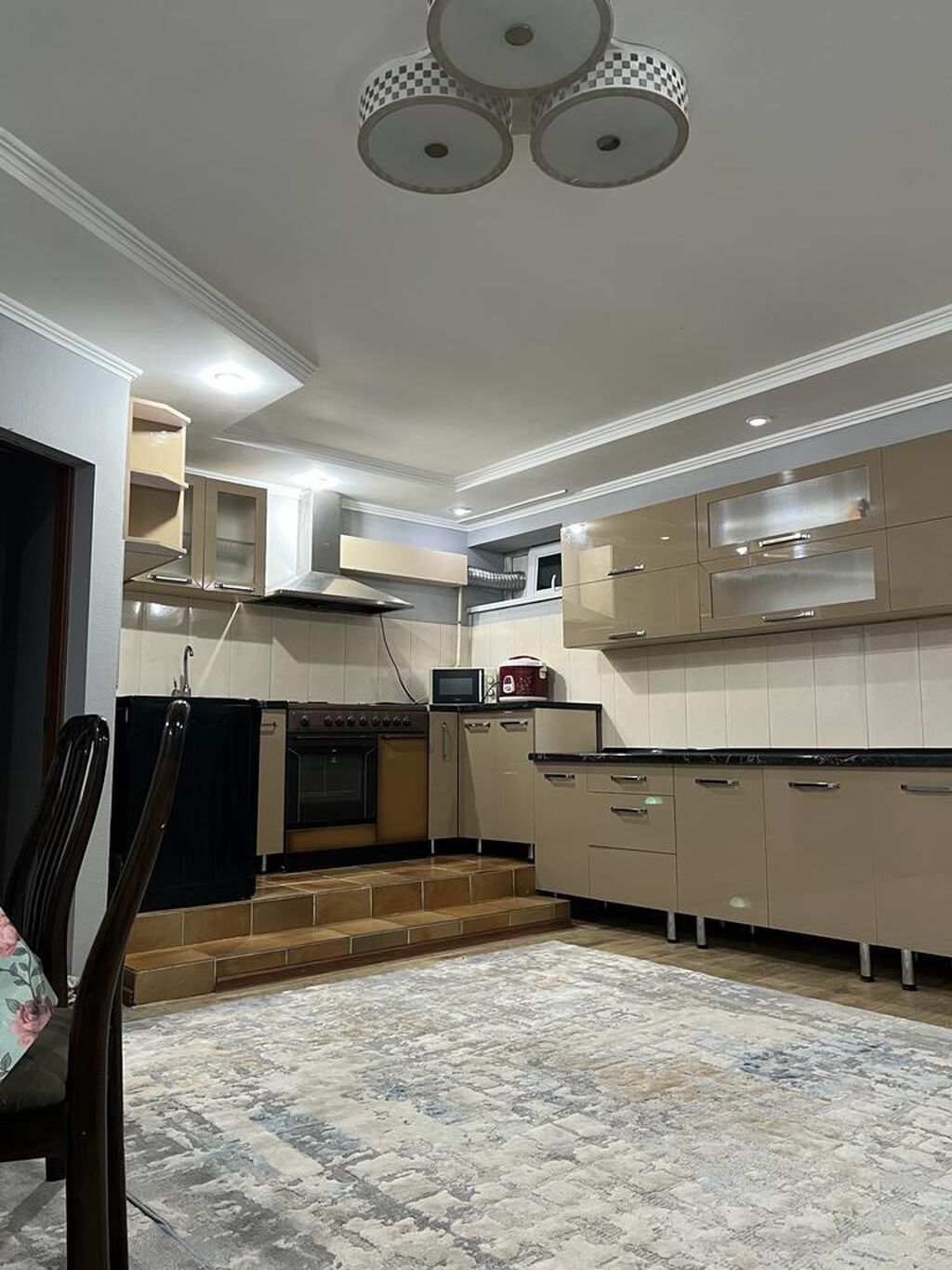 210 м², 10 комнат, Семейным: фото 5