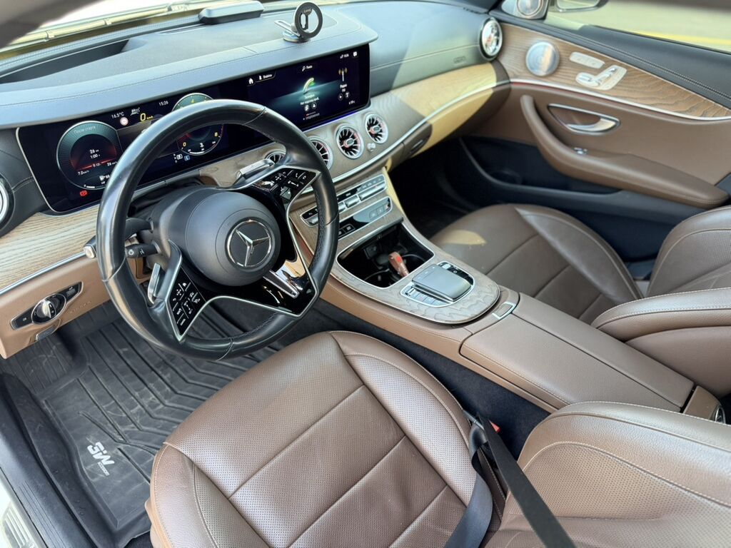 Mercedes-Benz E-Class: 2022 г., 2 л, Бензин, Седан: фото 6