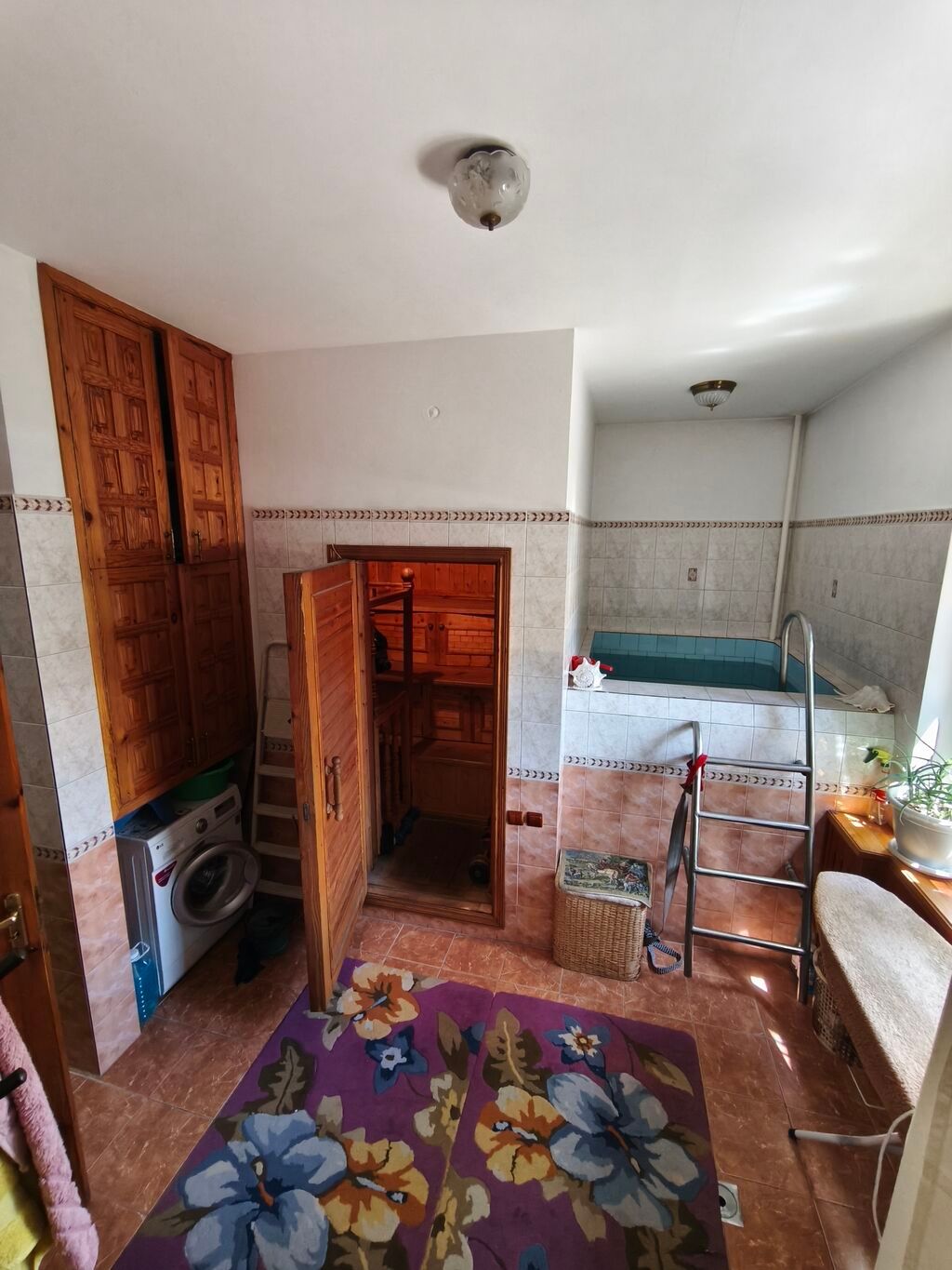 Продается дом 650 м² на участке 5,5 соток, Октябрьский: фото 3