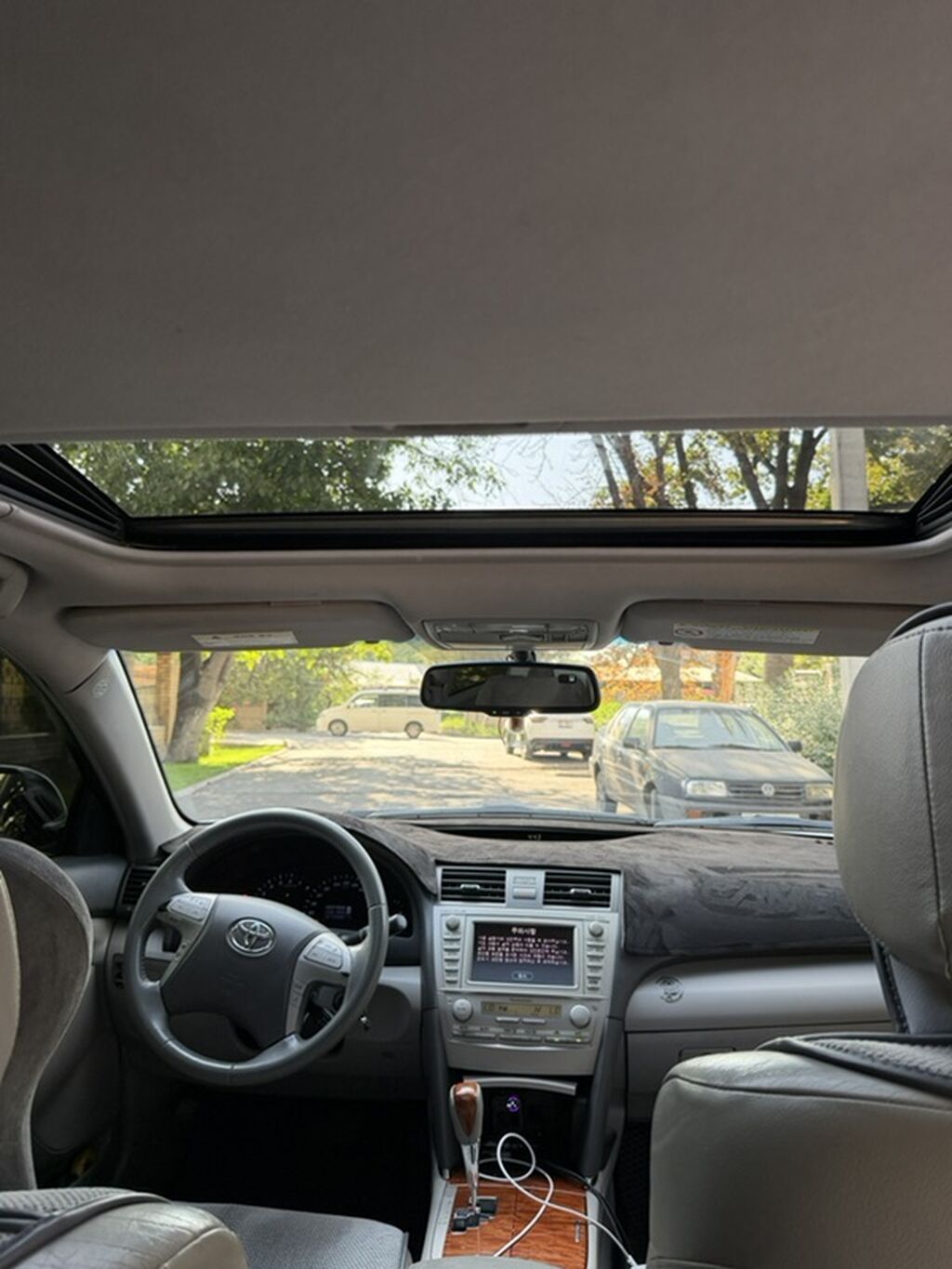 Toyota Camry: 2010 г., 2.5 л, Автомат, Бензин, Седан: фото 6