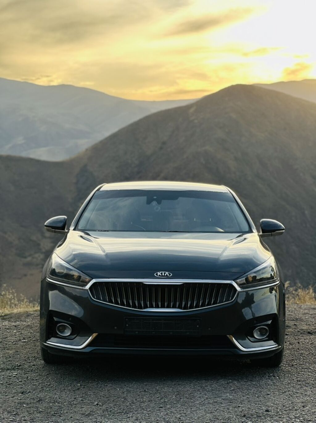 Kia Cadenza: 2018 г., 2.5 л, Автомат, Гибрид, Седан: фото 2