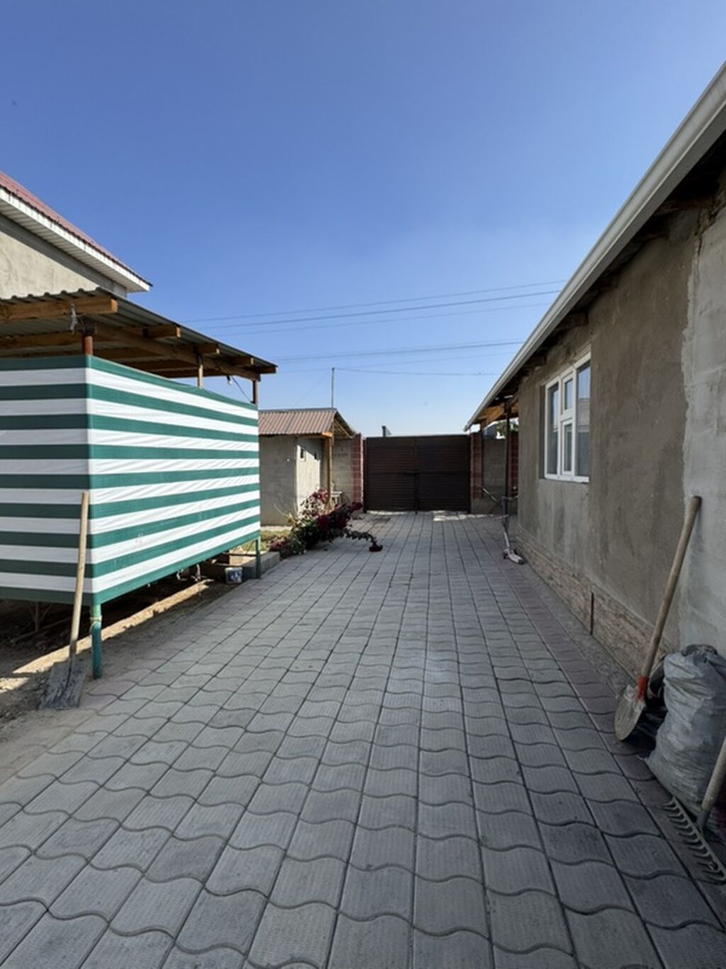 2 комнаты, 60 м², 4 соток, Бишкек, Селекционное с. Риэлтор: фото 5