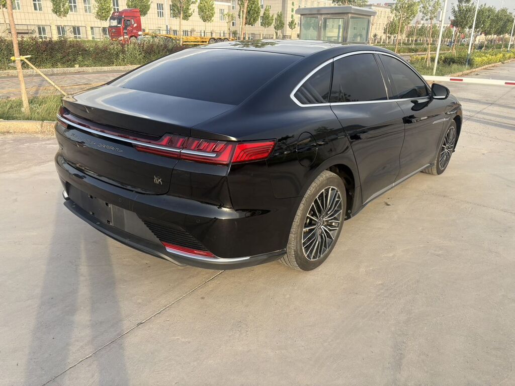 BYD Han EV: 2022 г., Автомат, Электромобиль, Седан: фото 6