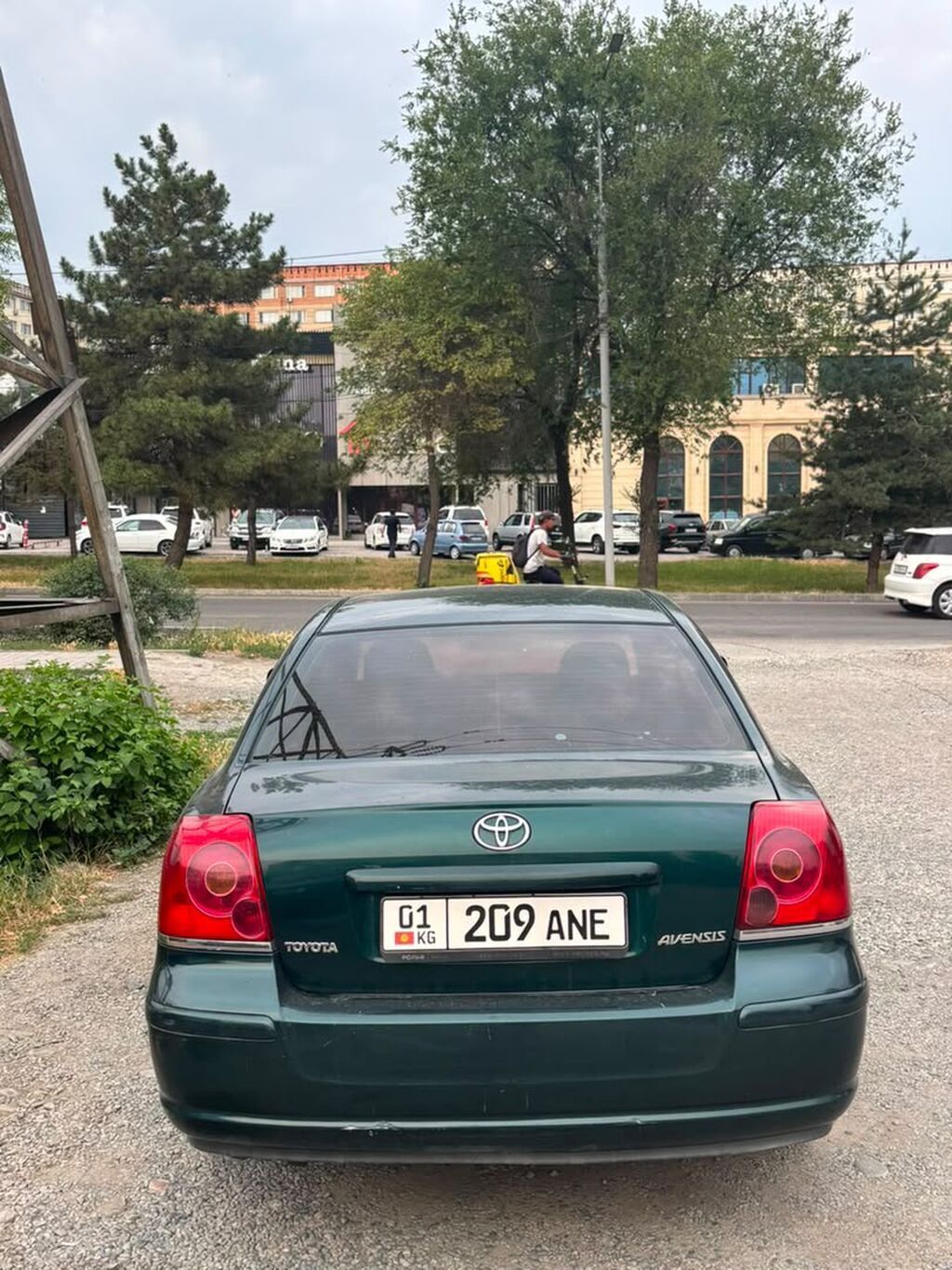 Toyota Avensis: 2005 г., 1.8 л, Механика, Бензин, Седан: фото 7