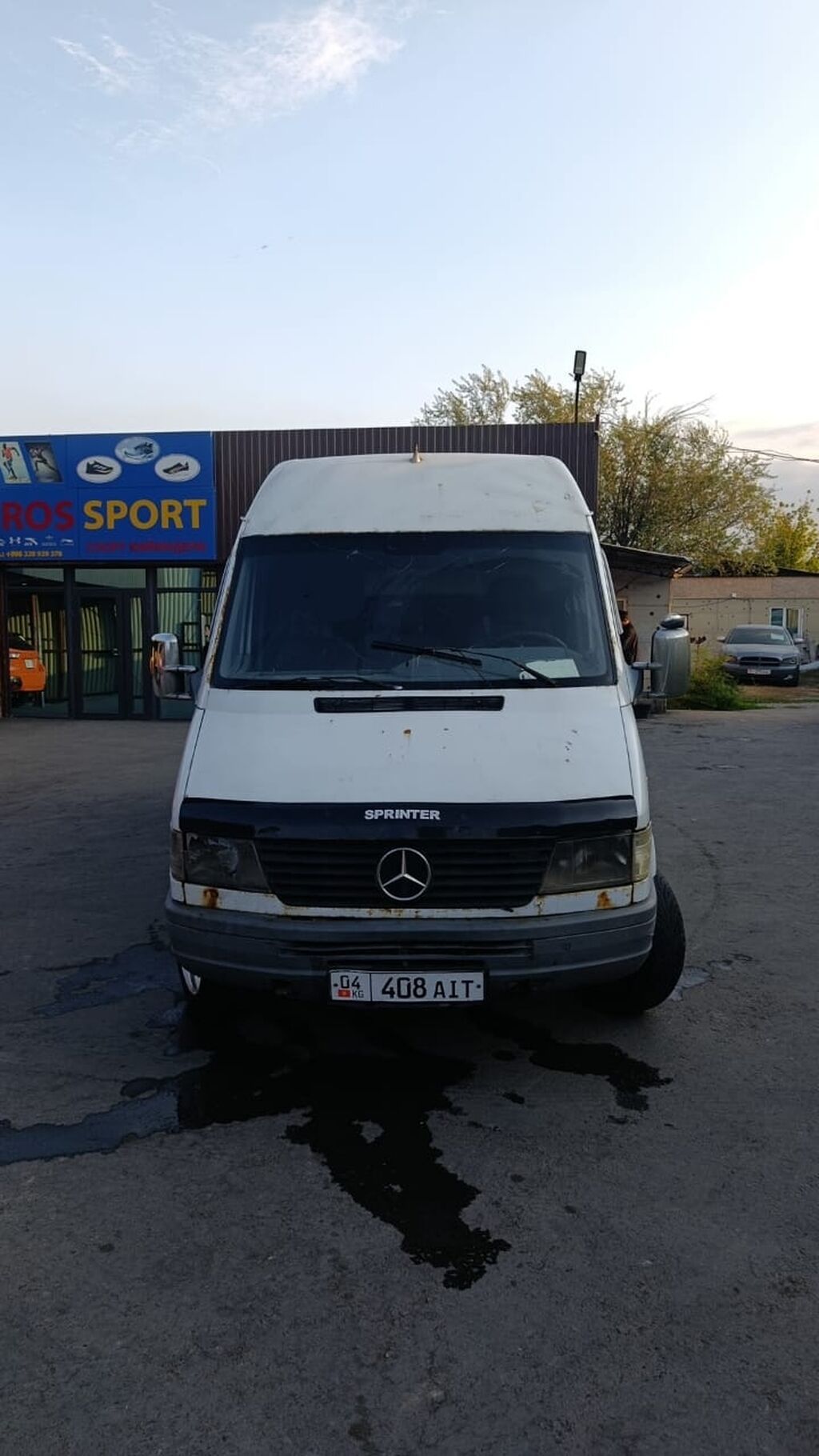 Mercedes-Benz Спринтер: 1998 г., 2.9 л, Механика, Фургон: фото 1