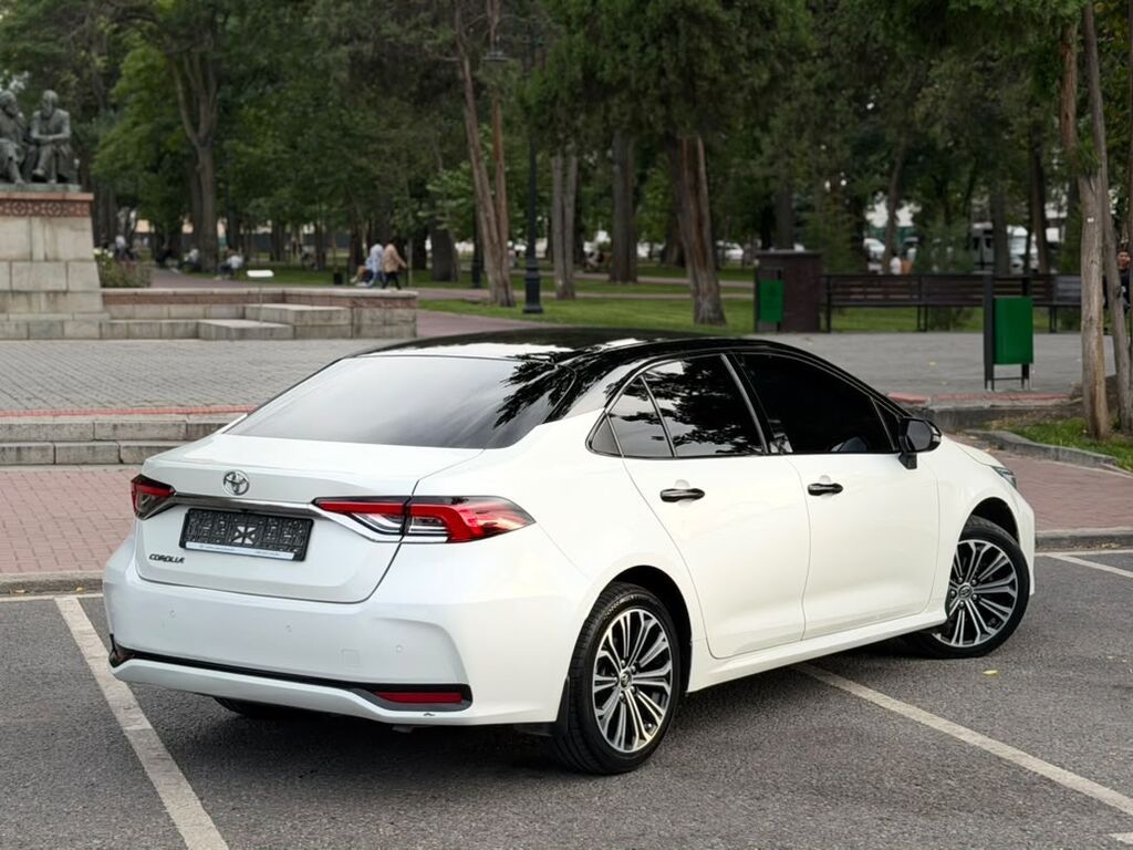 Toyota Corolla: 2019 г., 1.6 л, Автомат, Бензин, Седан: фото 4