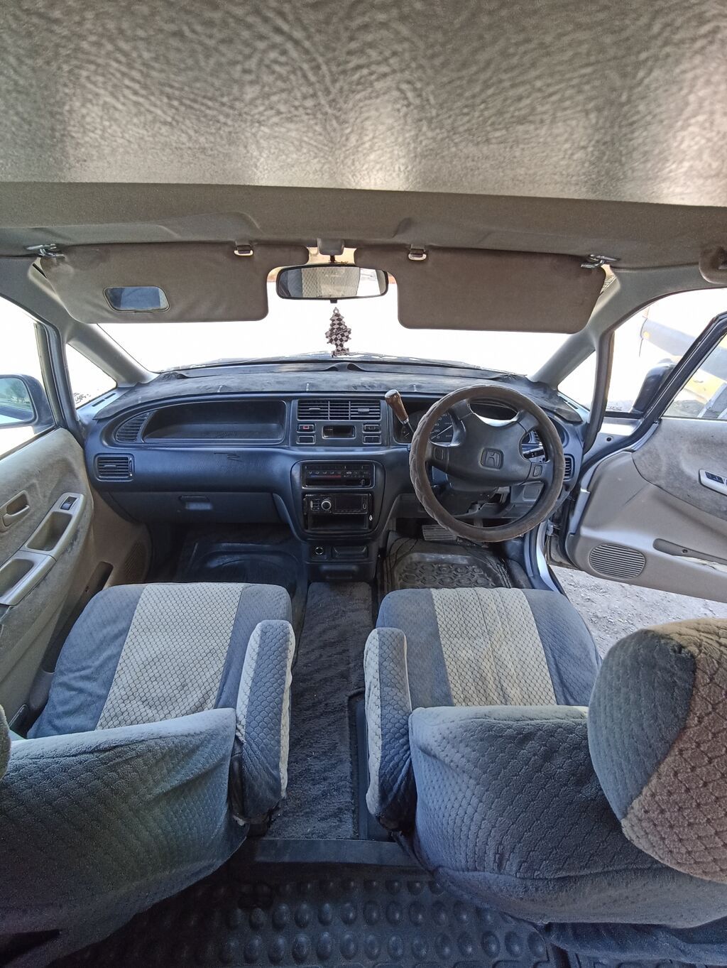 Honda Odyssey: 1996 г., 2 л, Автомат, Бензин, Минивэн: фото 6