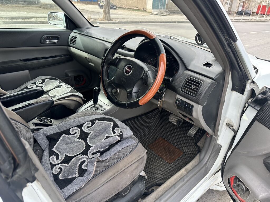 Subaru Forester: 2002 г., 2 л, Автомат, Бензин, Универсал: фото 2