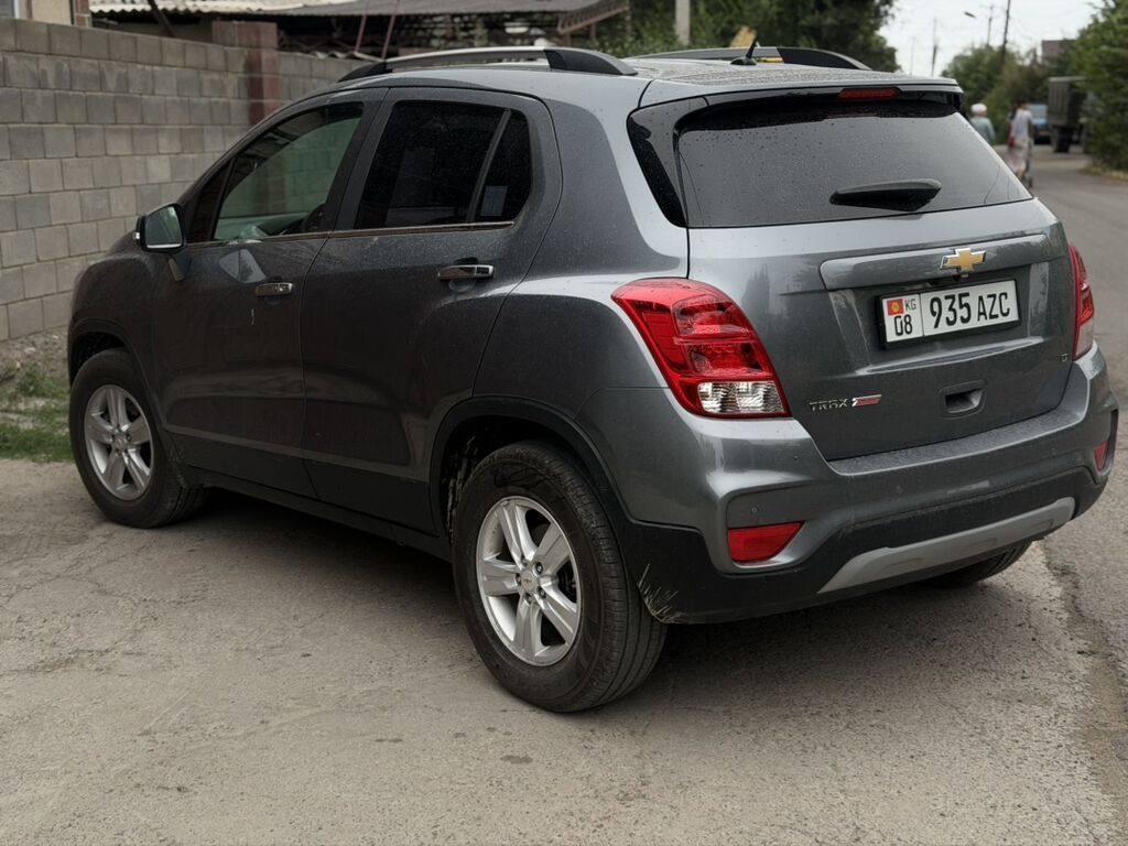 Chevrolet Trax: 2019 г., 1.4 л, Автомат, Бензин, Кроссовер: фото 2