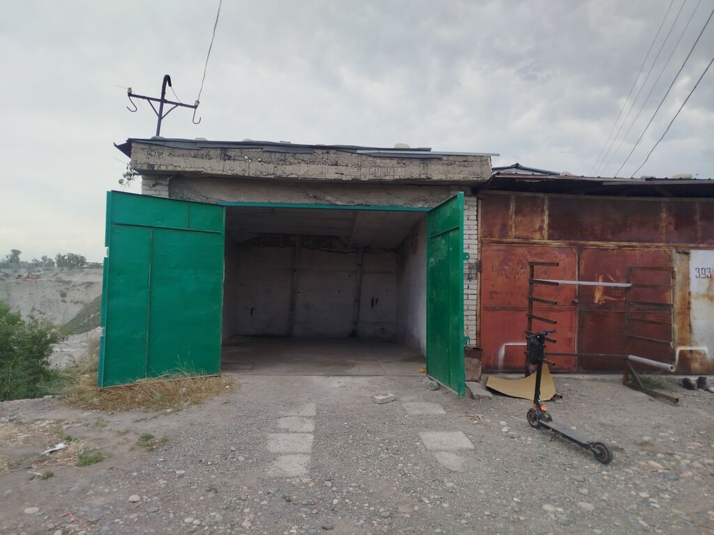 Сдаю гараж ГСК 54 в сторону Понарамы. Район 12 мкр АУЦА. Длина 560 — фото 3