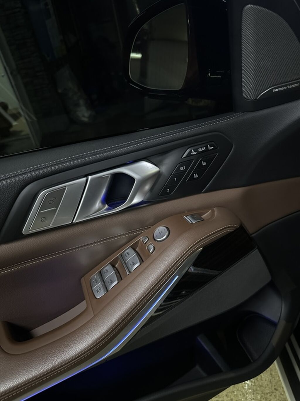 BMW X7: 2020 г., 3 л, Бензин, Внедорожник: фото 3