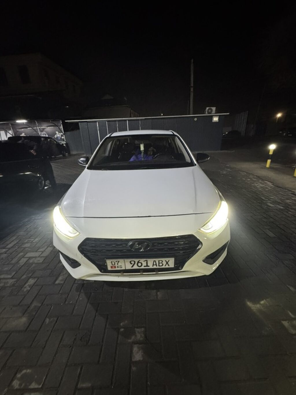 Hyundai Solaris: 2017 г., 1.4 л, Механика, Бензин, Седан: фото 2