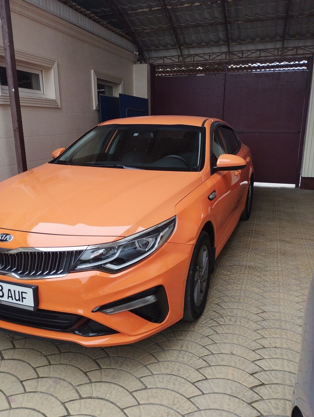 Сдаю в аренду Kia K5 2018г. 2,0 газ в сутки минимум 3месяца на долгий