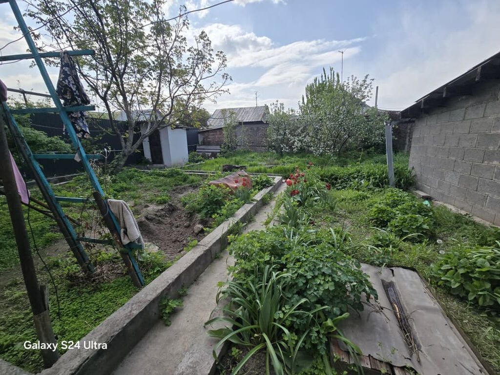 Срочно продаётся дом в районе Пишпек! Участок: 4.2 сотки Площадь: фото 2